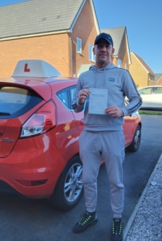Congratulations Lee. Passed your driving test first attempt today, you´ve been great to teach. Drive Safe!